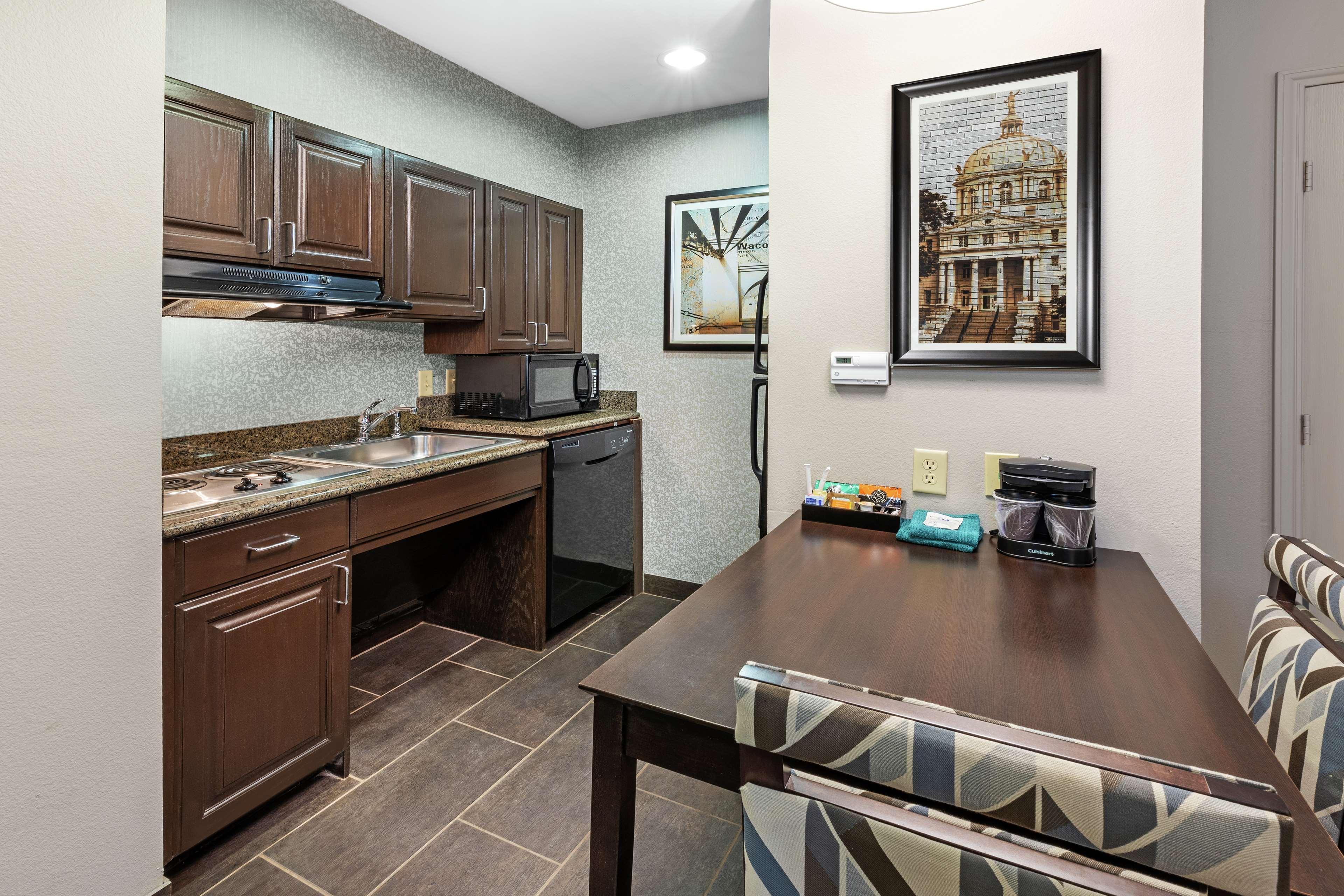 Homewood Suites By Hilton ווייקו מראה חיצוני תמונה